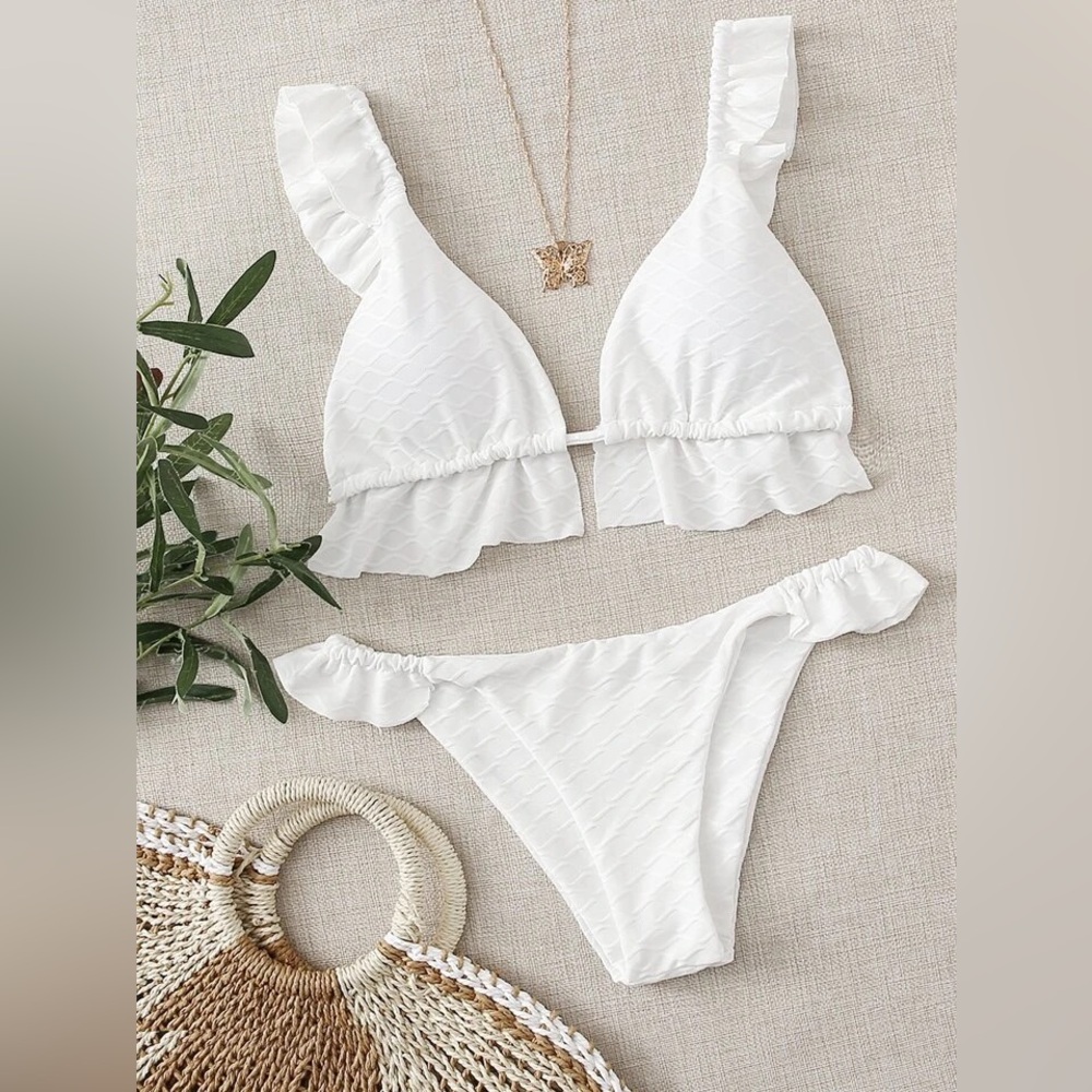 Textured Ruffle Triangle Bikini Swimsuit